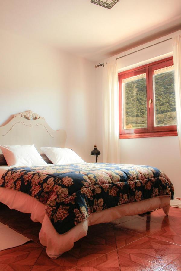 Blanca Martin Villa Trevélez Exterior photo